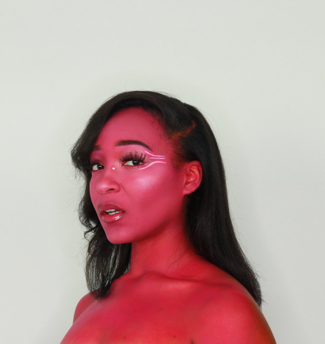 Lavvv19's tweet photo. Kiss me more inspired makeup look. @dojacat @sza 

#kissmemorechallenge #kissmemore #dojacat #sza #pinkface #beauty #makeup #facepaint #atlanta #morphe 

For more of me follow my IG: lavvv https://t.co/FckIapqxTT