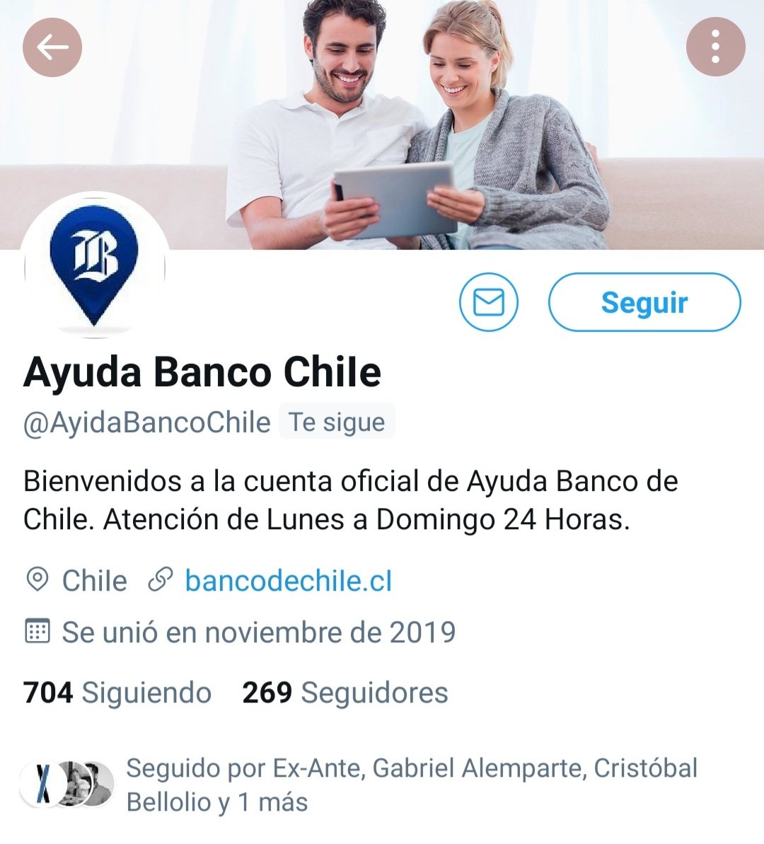 IGLarrondo's tweet photo. CUIDADO! Existe una cuenta @AyidaBancoChile que se hace pasar por @AyudaBancoChile. Responde cuando escribimos al Banco y nos indica que continuemos con el servicio vía WhatsApp y demos los datos como clave de acceso para darnos solución. Ahora me bloquearon! Difundan! #alerta https://t.co/lsJvkaJ6pD