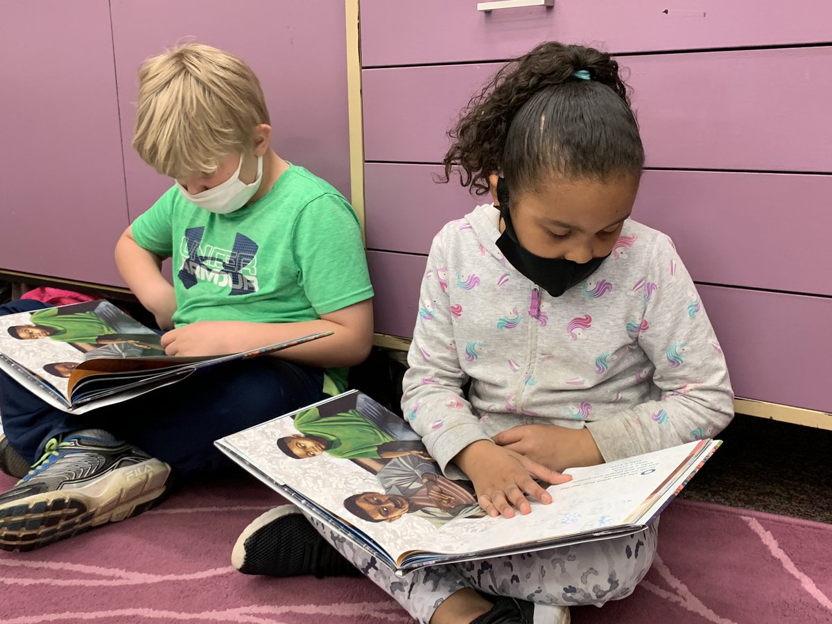 CindymillerE's tweet photo. Second grade students at EWA received a generous donation of books from former Purdue and NFL player, Kelly Butler. The books, written by minority authors, focus on a positive message of self-worth and believing in yourself regardless of skin color. https://t.co/Rmdkv2Lx5V