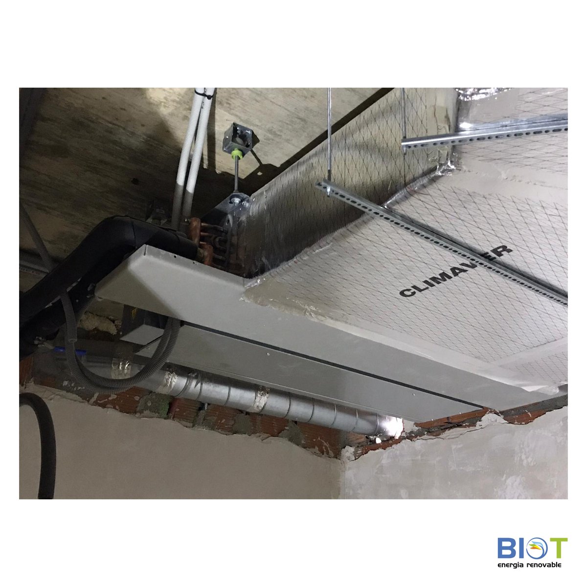 💚😉SUBMINISTRE DE FANCOILS AL CENTRE DE SABADELL.
-
🏘📈Entrega de 3 unitats de fancoil per la climatització de 3 apartaments.
-
-
-
#geotermia #fancoils #aerotermia #biomassa #recuperador #fotovoltaica #airepur #airenet #eficiènciaenergètica #xarxesdeclimatitzacio #DHC