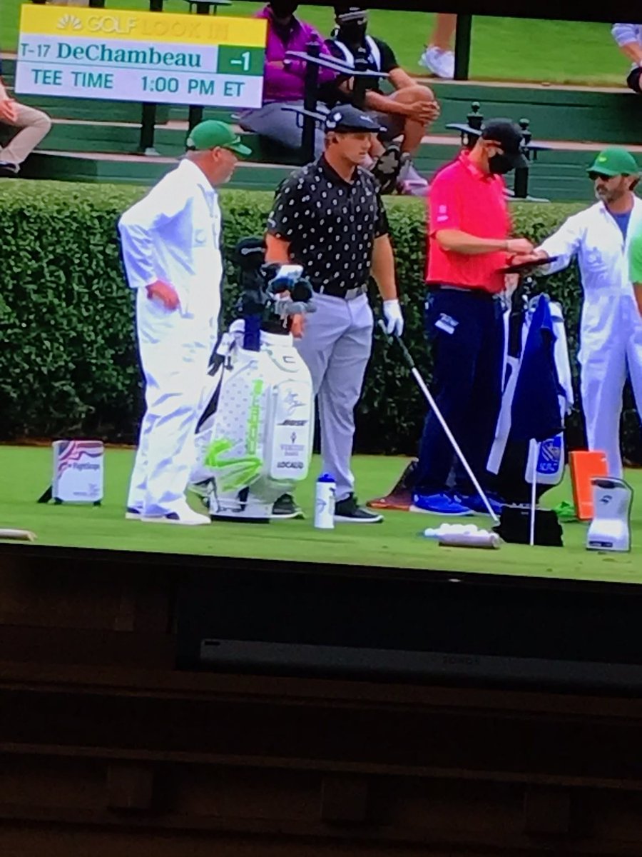 PerformInspired's tweet photo. Let’s all pull for our guy and PI partner @brysondechambeau! Can you spot his sports bottle filled with our #bcaa! 💪🏻🔥⛳️🏌🏻♂️🥇🍾👏🏻 @themasters #healthylifestyle #golf #PIPartner #golffitness #shgc #StrongandLong #teambryson #themasters #PerformanceInspired @HyVee @markwahlberg https://t.co/VQkbwHqciG