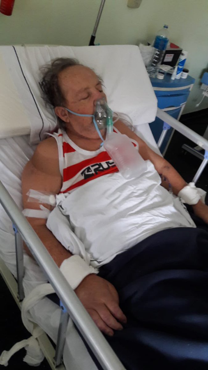 luppelazzo's tweet image. @santiagosvigo @obsba @gcba @alferdez 
Porfavor No dejen morir a mi papá necesita una cama de terapia intensiva hace 10 dias y respirador. Tiene covid y no se la dan.  Está en el sanatorio Méndez se llama Horacio Martín Lazzo.