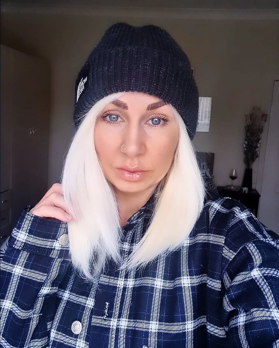 BryonyHopkins's tweet photo. ...I'll nick your hoodie and your shirt https://t.co/LzzocTMcEJ