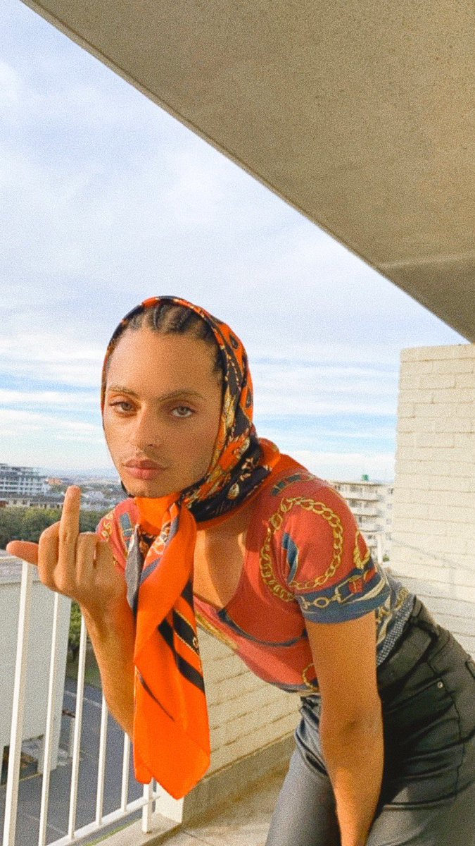trashbagcindy's tweet photo. In the land of gods and monsters , I was angel 👼 https://t.co/ItzVLcf80j