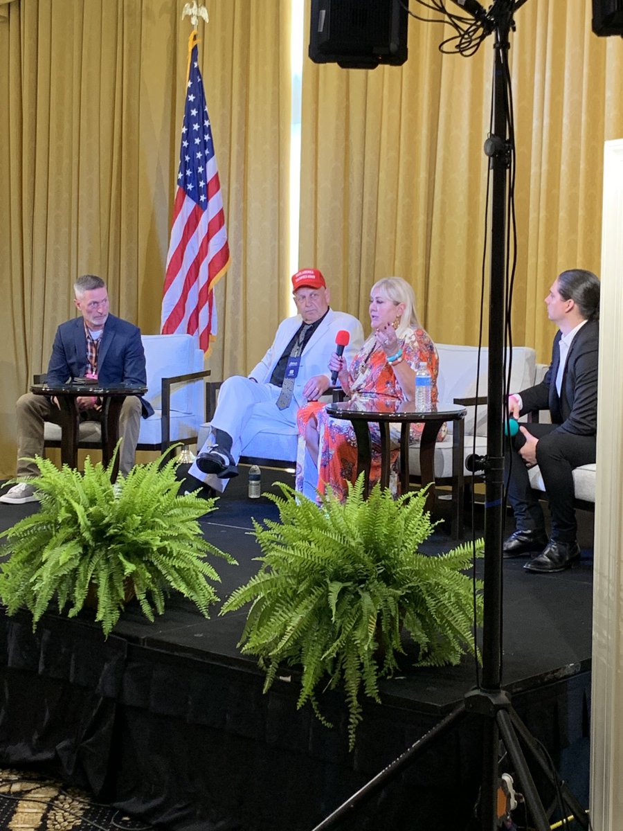 america1stwomen's tweet photo. @ChrisRBarron @yesnicksearcy @BettinaViviano @robbystarbuck at the #SaveAmericaSummit https://t.co/iArHoooe01