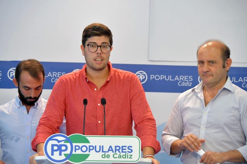 nnggcadizlocal's tweet photo. 👏🏻👏🏻 Queremos felicitar a dos  compañeros de nuestro equipo que hoy asumen responsabilidades nacionales tras el #XVCongresoNacionalNNGG 

👉🏻@oliver_martin22 miembro de la Junta Directiva Nacional 

👉🏻@miguelsastreuya nuevo Coordinador General NNGG España🇪🇸

✅Gracias @bea_fanjul https://t.co/wsgUmWGG2S