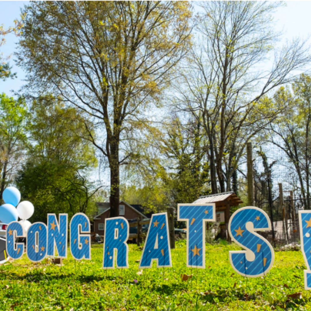 UNC_APPLES's tweet image. Wednesday, we held the Buckley Public Service Scholars Graduation Ceremony. We could not have our typical graduation ceremony this year, but through a drive thru style pick up, seniors grabbed their certificates, chords and some fun treats. Congratulations scholars!!