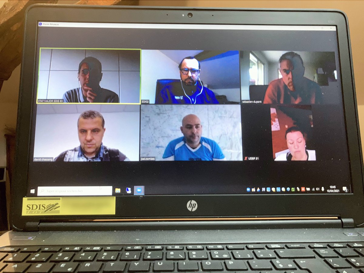 PompiersDuLot's tweet photo. Participation des @PompiersDuLot à une réunion de la commission #Communication de l'Union Régionale des Sapeurs-Pompiers de Midi-Pyrénées, ce matin, en visio !
@PompiersFR #URSPMP #UDSP09 @udsp12 @udsp31 #UDSP32 #UDSP46 @udsp65 #UDSP81 @Udsp82
https://t.co/ONmlb8B6FV https://t.co/R4YC6Tnmy5