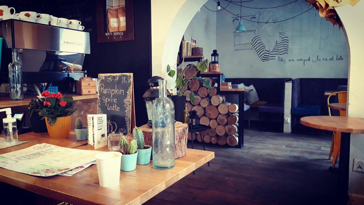 PLACES SPHERE: One of charming cafes located in the Podgorze district which serves delicious coffe2go #tourguideservices #tourguidekrakow #citybreakkrakow #sightseeingkrakow