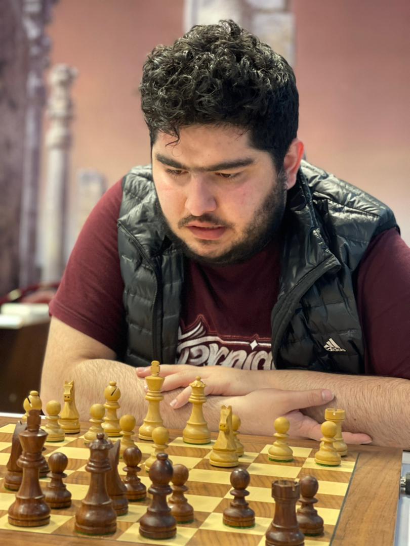 FIDE_chess's tweet photo. GM Parham Maghsoodloo is leading the 55th edition of the Iranian championship with 9 out of 10. The 20-year-old has previously won the national title in 2017 and 2018 and is determined to repeat this feat. The 16-player round-robin will end on April 13. 

https://t.co/5ilkWRBae0 https://t.co/We3mIrjKCL