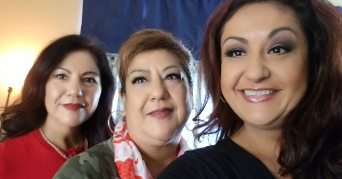 gabymarco36's tweet photo. Happy sibling day sisters❤ https://t.co/MJmcioy1LO