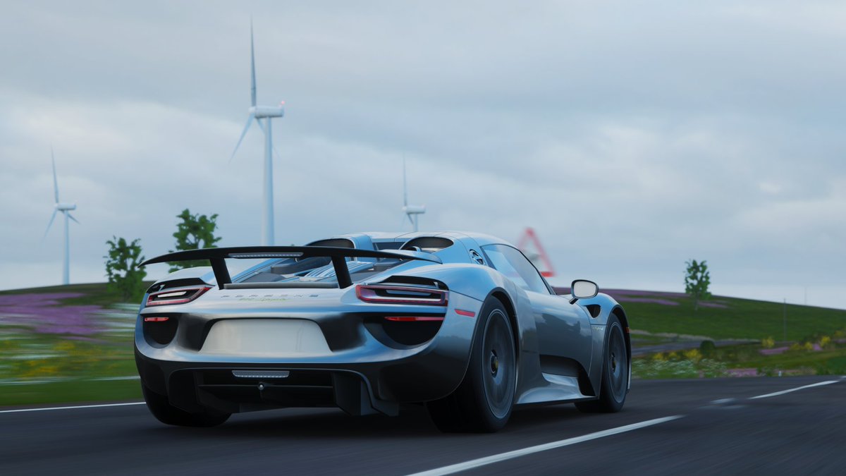 FrankyXbox1's tweet photo. #DriveLikeTheWind
@ForzaHorizon
#Xbox #ForzaShare #Forzathon #ForzaWeekly #ForzaHorizon4 #FH4 #XboxShare #PhotoChallenge #Porsche #918 #Spyder #eHybrid #Hybrid #Hypercar https://t.co/coGJa3Smq0