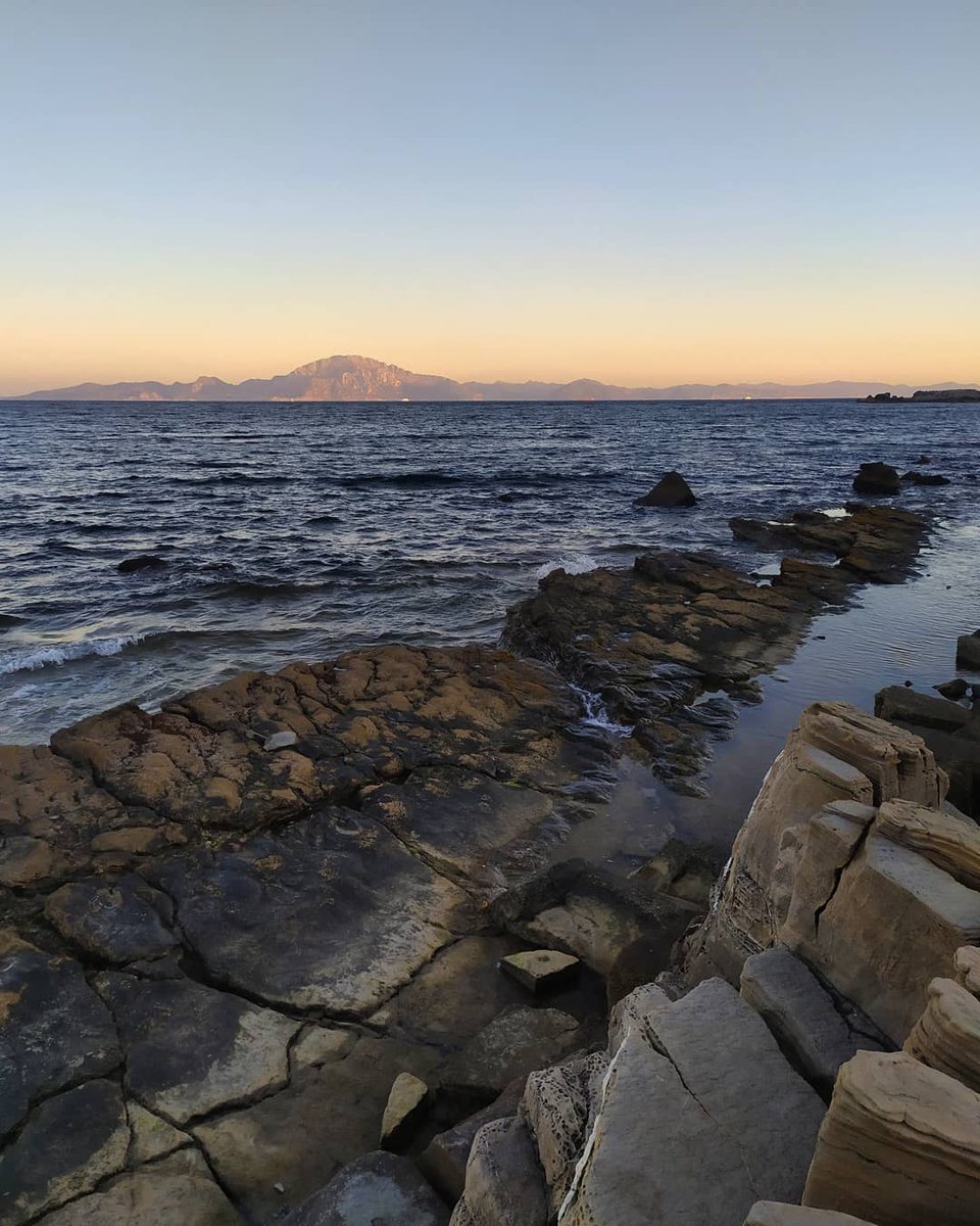 #MonteMusa desde cuatro lugares diferentes. Conoces las cuatro calas? 😉 #ParqueNaturalDelEstrecho #EstrechoDeGibraltar #CampoDeGibraltar #Algeciras #AlgecirasEsBonita #PaseandoPorAlgeciras