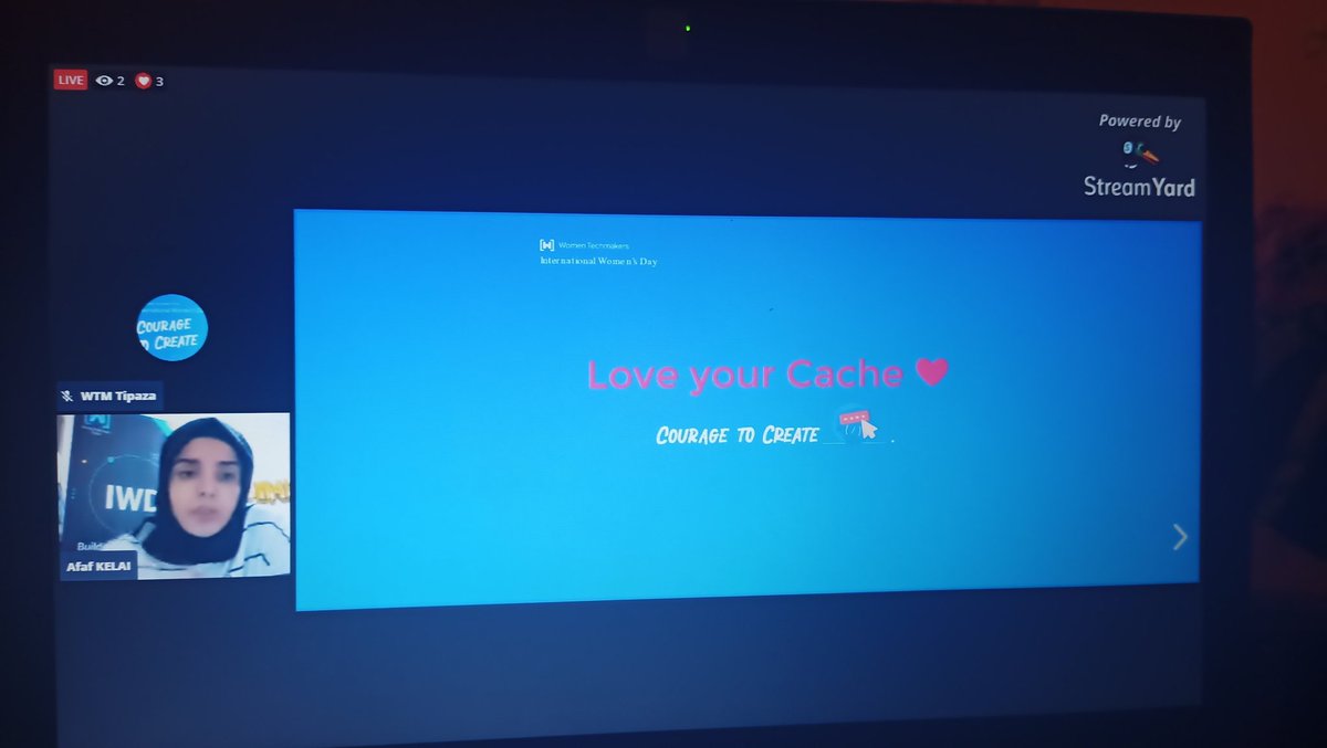 We are live now 
With <a href="/AfafKelai/">Afaf kelai عفاف</a> 
"Love your cache ❤️"
facebook.com/watch/?v=27677…
#CourageToCreate