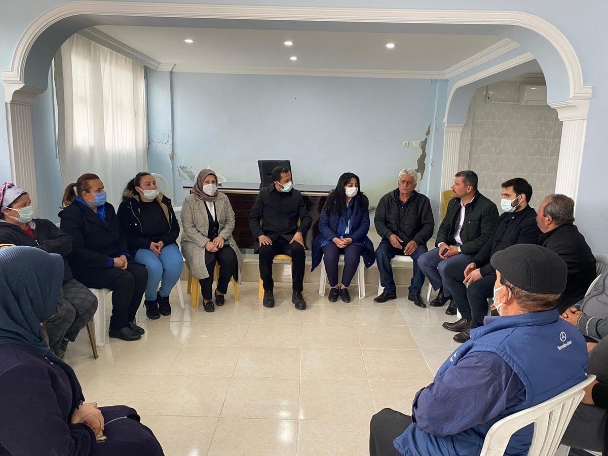 Sabahatozgursoy's tweet photo. 📍Yayladağı
Yayladağı Belediye Başkanımız Sn.Mehmet Yalçın, İlçe Başkanımız Sn.@DoganGurlen ve yönetim kurulu üyelerimizle birlikte #Bozlu,#Yukarıokçular,#Çayır,#Turfanda,#Çatbaşı,#Yoncakaya, #Ayışığı mahallelerimizi ziyaret ederek hemşehrilerimizle hasbihal ettik. https://t.co/bjiuEKuOPL
