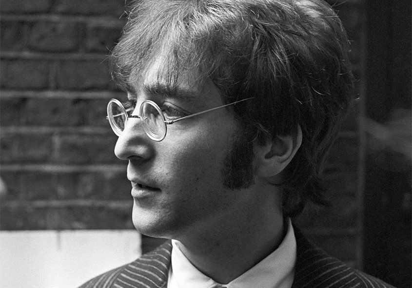 John Lennon 
The #Beatles via @sgtbeatless