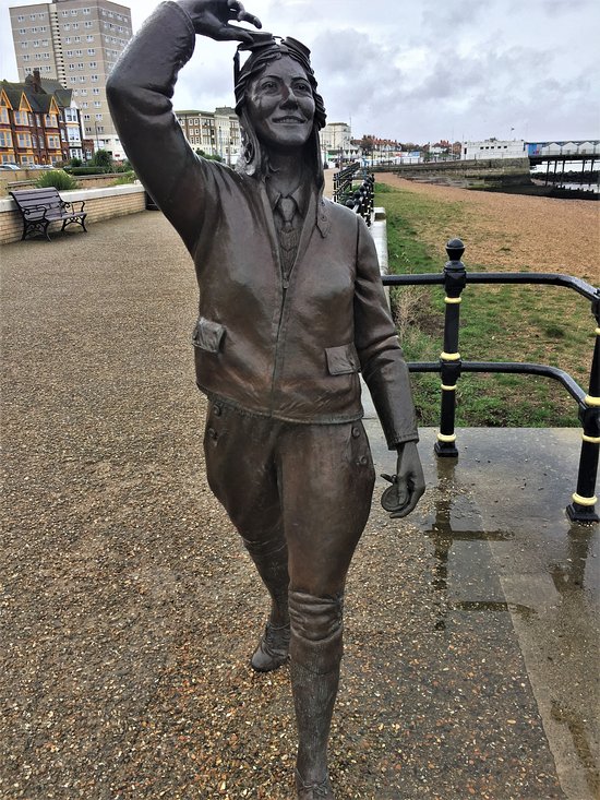 WomensDayDerby's tweet photo. #Derby women decided we may as well be statues 
UK Women killed by men last year? 118. Statues 'killed'? 1  
The government is giving statue safety focus &amp; failing to act on violence against women delaying #DomesticAbuse Bill 
#FrozenInFear #ReclaimTheseStreets 
Pilot Amy Johnson https://t.co/89DokseYWp