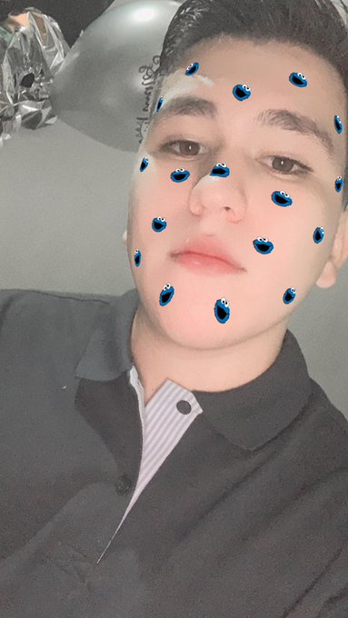 Y cumpl&iacute; mis 24 bien cumplidos 🥰 https://t.co/LrV9PtZ2z3