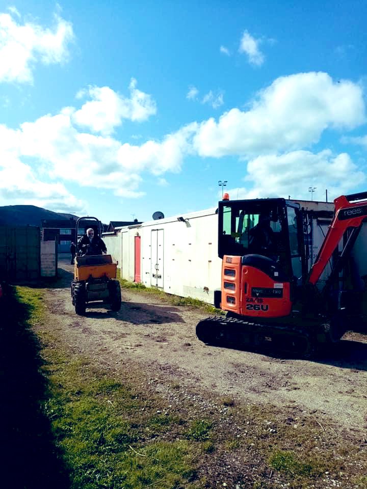 ptfcseasiders's tweet photo. Ground Improvements: More fantastic ground improvements work was completed today at Bastion Road. A big thank you to @RowlinsonGeoff, @tomcyprusred, Adrian Hooper &amp; everyone who donated &amp; organised to make this happen again 🙌

Sponsored by @UpgradeEco 

https://t.co/4uNTBvvR2v https://t.co/k3JfEal4xj