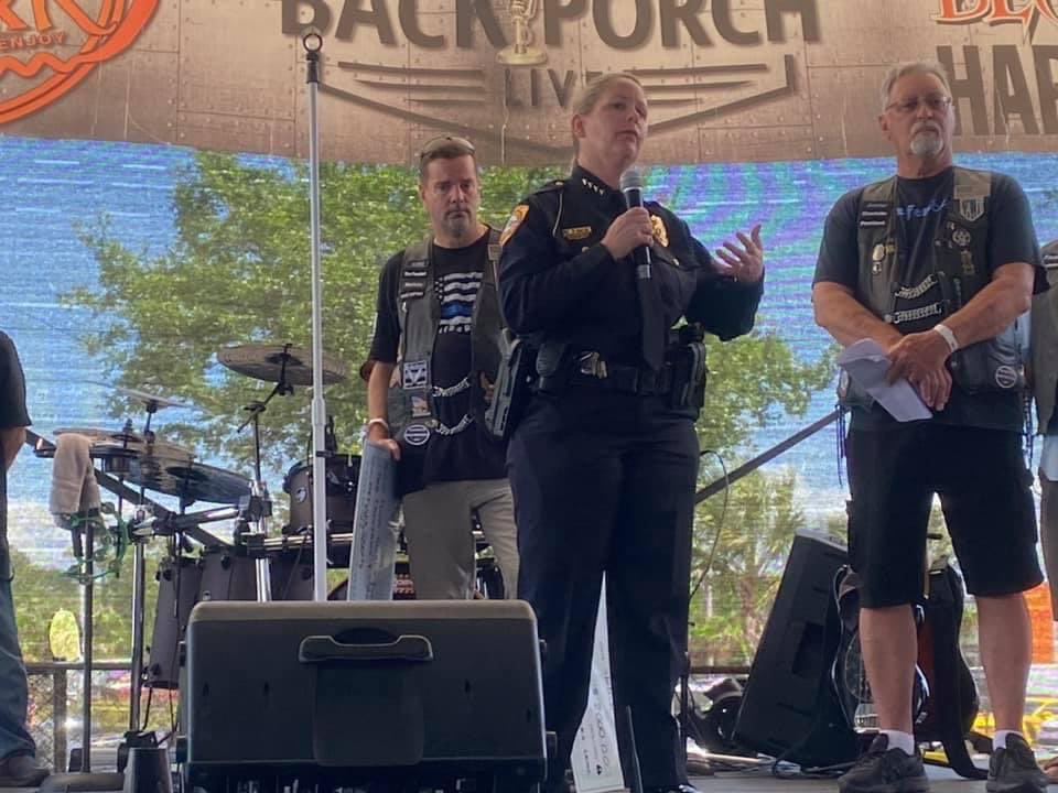 pgpdflChief's tweet image. Thank you to the Defenders LE MC Club - Charlotte County Chapter for your generous donation for us to purchase safety equipment. The men and women of the Punta Gorda Police Department appreciates your tremendous support! #puntagorda #community