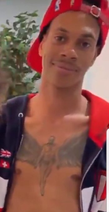 Awww that's not kool at all, support this Young Black King Dammit!!  @find0m @puppyrts @RTFindomPromo&nbsp; @Brun0Parent @FinDommes @DirkHooper @RobertGiguere59 @Steveb2004 @PolishFootSlave<a href="/tag/paypigs"class="tags"><span>#paypigs</span></a>