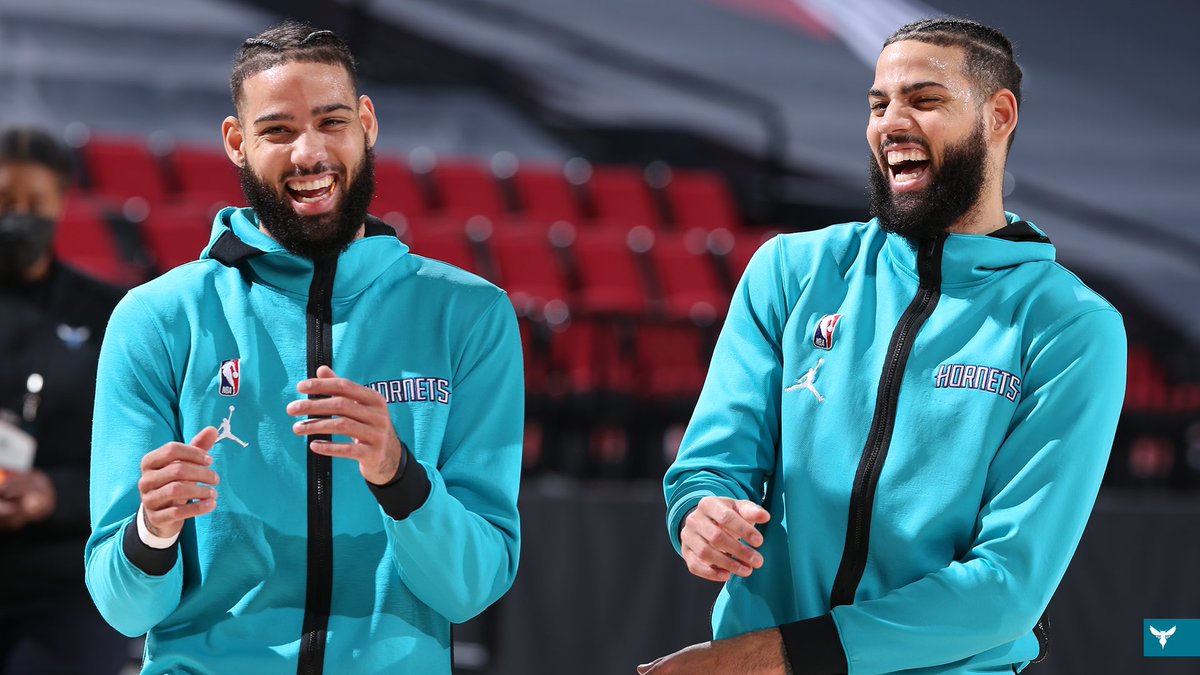 RT @hornets: Happy #NationalSiblingsDay! https://t.co/7VbffHlU1I