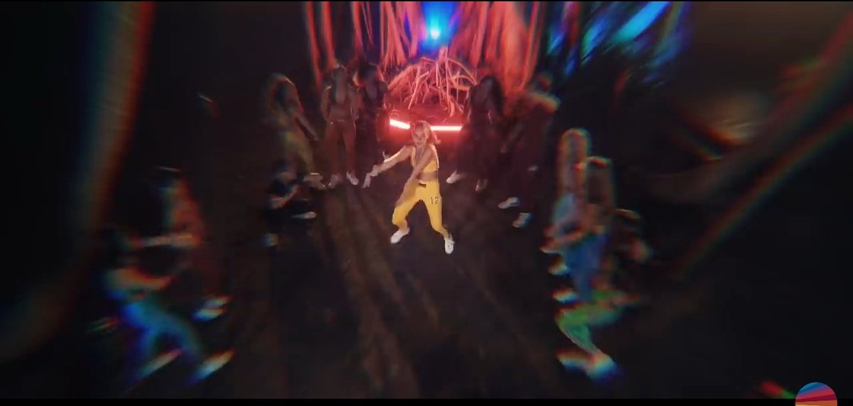 Beyhanna2009's tweet image. Momento Sina, amoo!... #NowUnitedFiesta