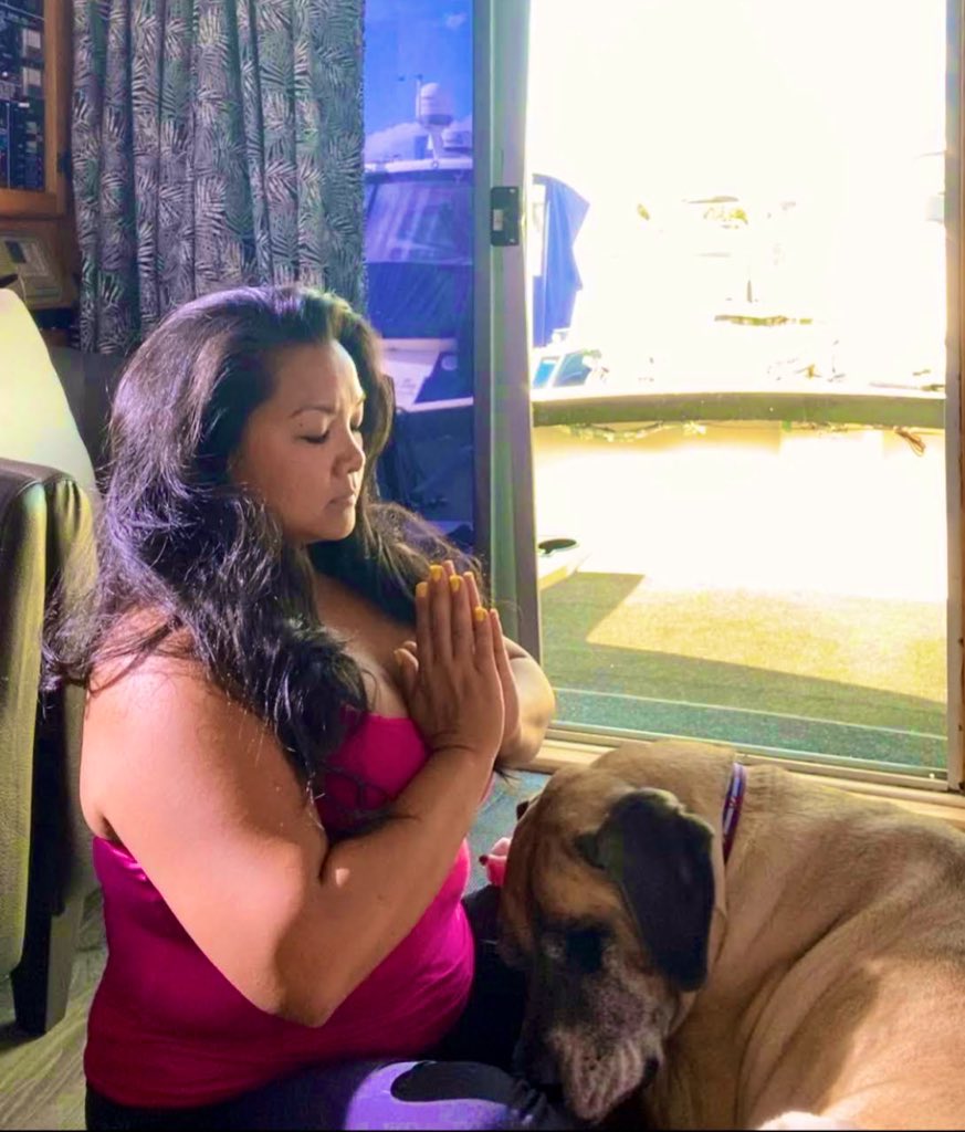 m3mindful's tweet image. Love all beings small and great.💞#m3method Happy Birthday to our #Meditating #Mastiff Duke 🐶🎂🙏🏼Instagram.com/duke_english_m…