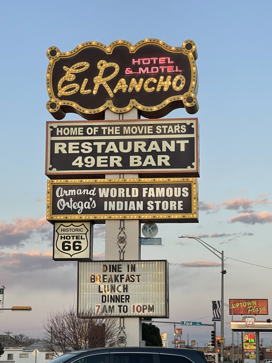BaileyFamTravel's tweet photo. #Route66 #ElRanchoHotel #Gallup https://t.co/rgEII6JMtl