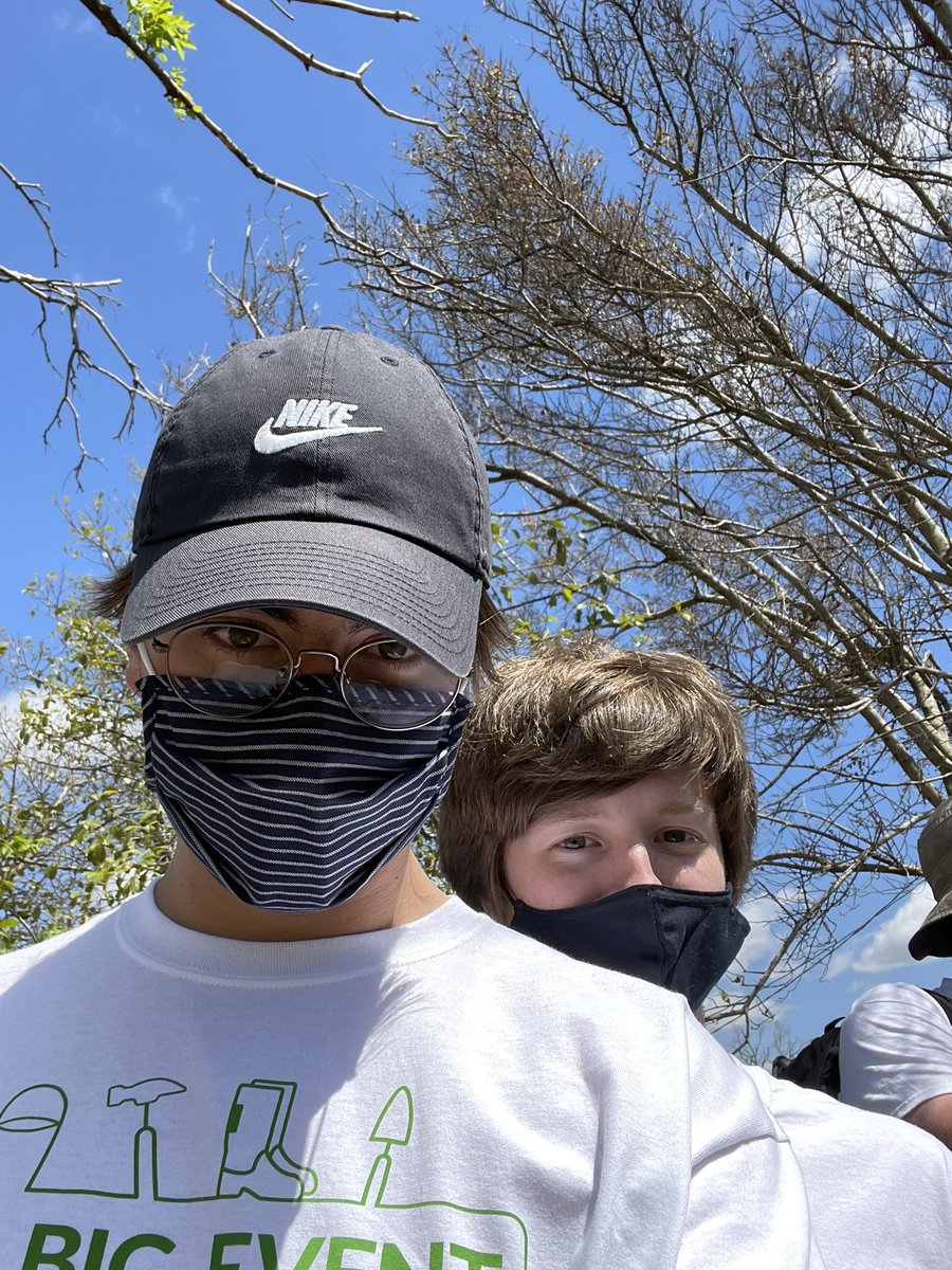 Robby Frost tweet media