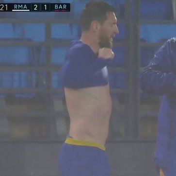 luquemera_'s tweet photo. quien es ese hombre que me mira y me desnuda https://t.co/PIyXHKOZrD