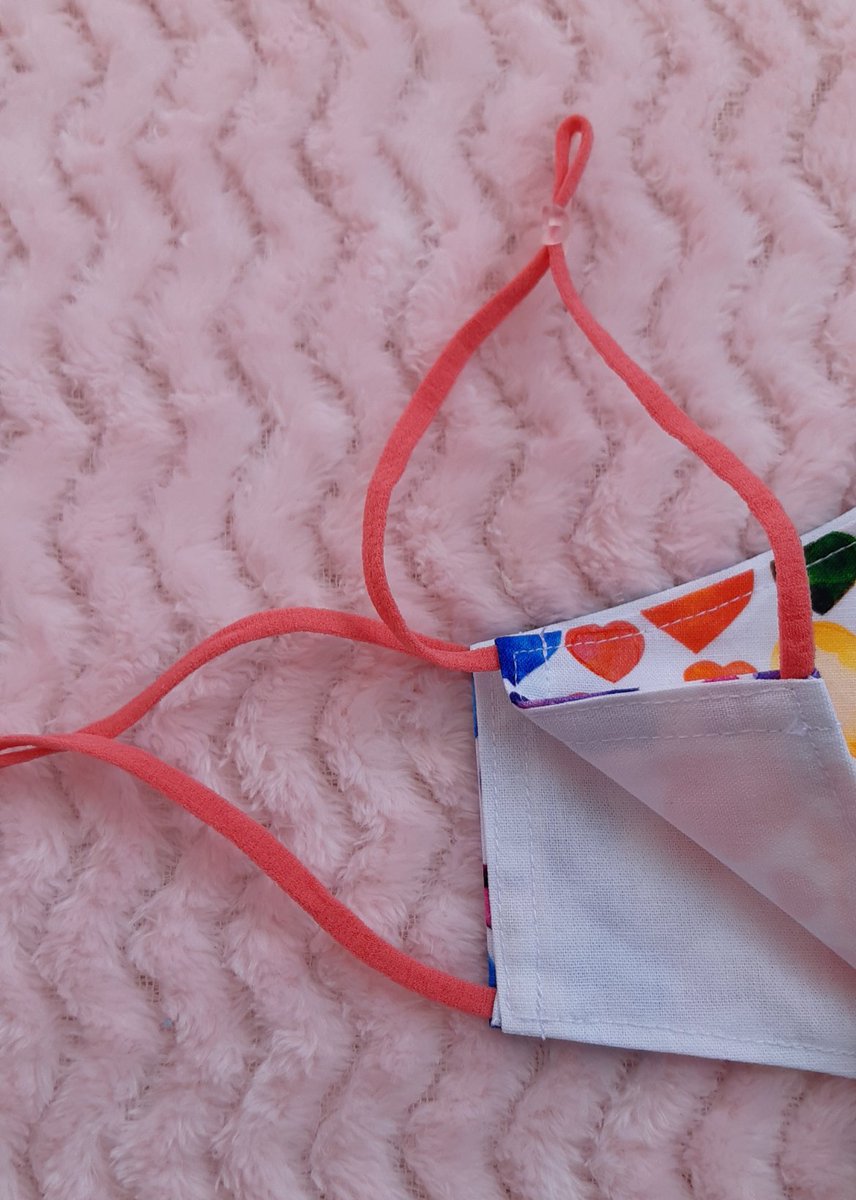 KqmCreations's tweet photo. Just listed! Multi colored hearts face masks. Super soft latex free adjustable ear loops! Reversible too! https://t.co/76GaBHPrjL
#adultmask #SmallBusinessSaturday #supportsmallbusiness #cottonmask #heartfacecover #tyedyehearts #chilliwacksmallbusiness #handmademasks https://t.co/awc0AFnzQL