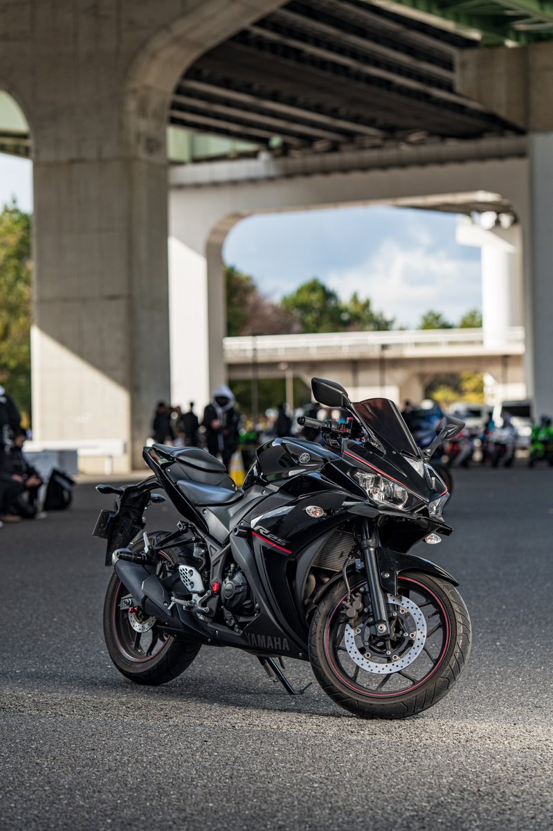 ex_kuwa's tweet photo. 名前 : くわ
性別 : 男
年齢 : 21
住み : 大阪
車種 : YZF-R25
#バイク乗りとして自己紹介 
#バイク乗りと繋がりたい 
#YZFR25 https://t.co/QfLi1JXErU