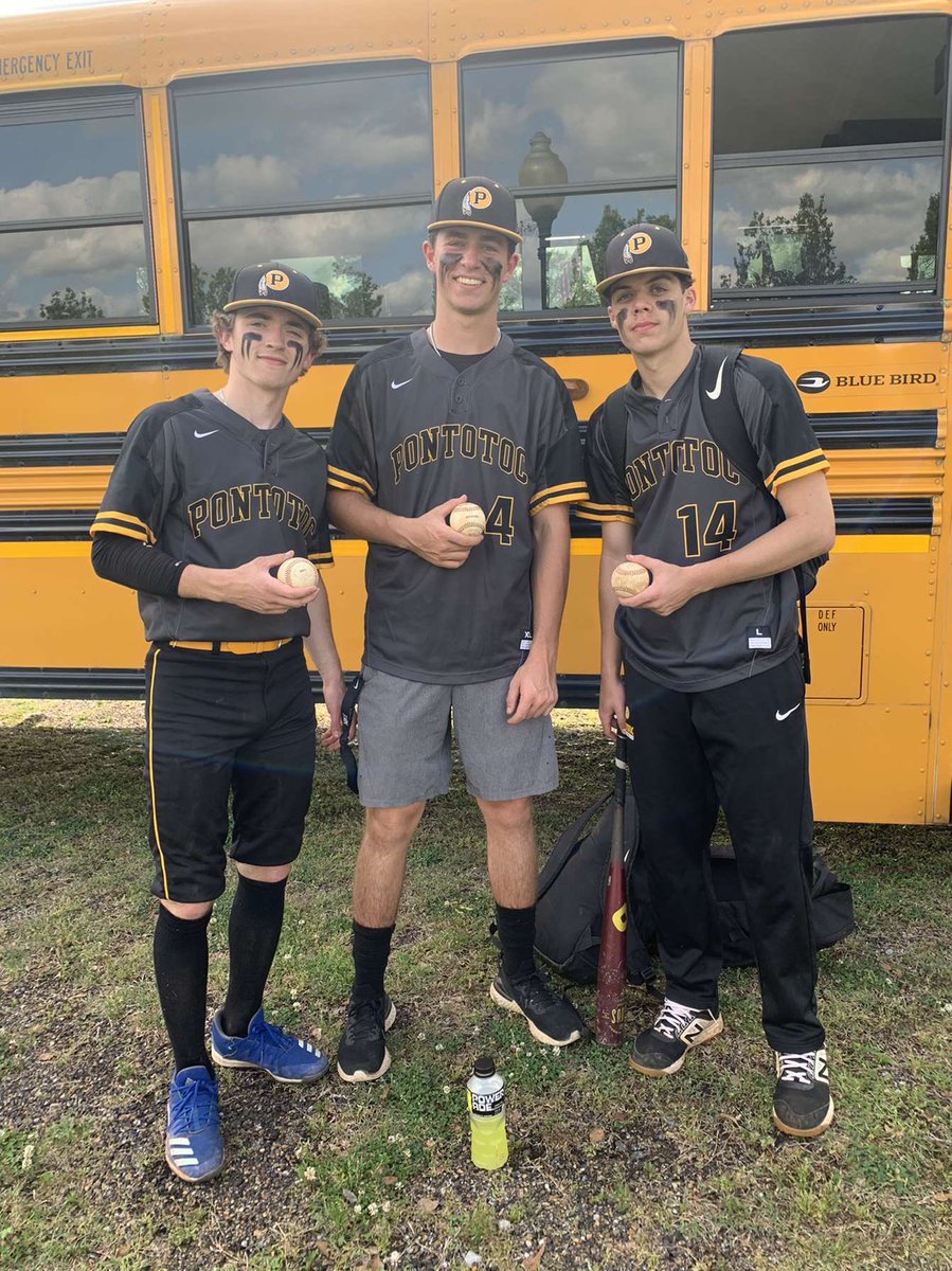 tysclayton2's tweet photo. first bomb of the year @wgardner33 @deaton_brice #hardworkpaysoff https://t.co/vWriT1xvNQ