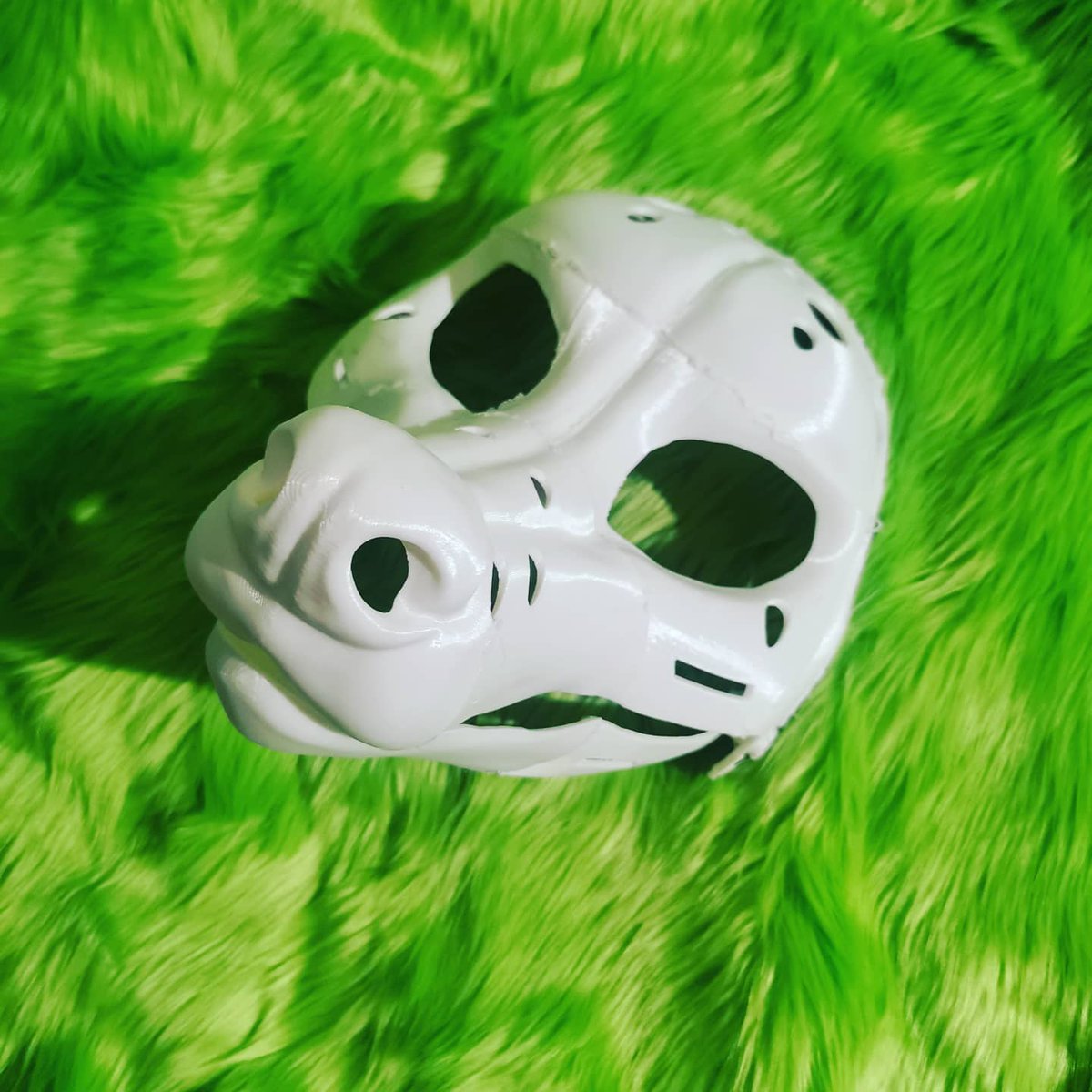 LiquidTooth's tweet photo. The base is finally printed 💞💞💞
#fursuit #furryfandom #Furry #fursuitmaker #germanfurry #etsy #art #blender #fursuitbase #3dbase #3dprinting https://t.co/Fwe6RodY69