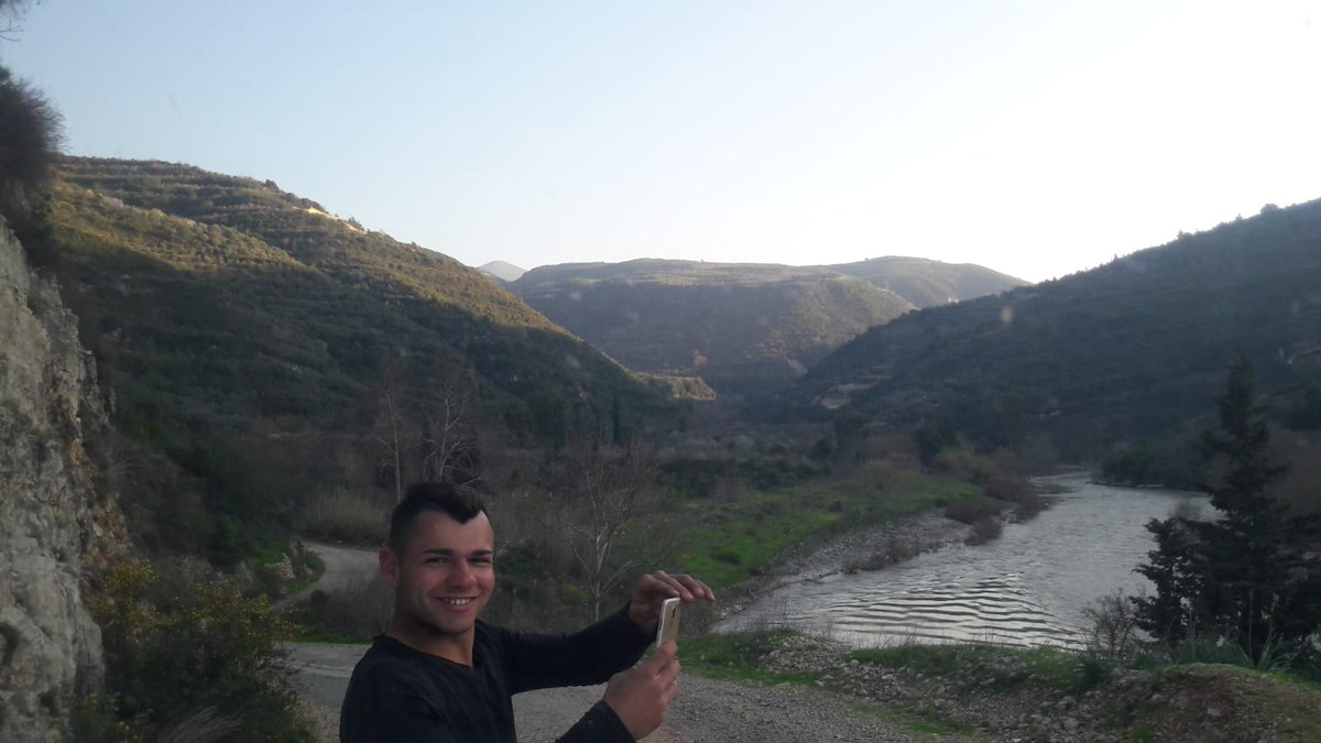 Gülen yüzün hiçbir zaman Solmasın kardeşim benim. geleceksin inanıyoruz ve bekliyoruz özledik.