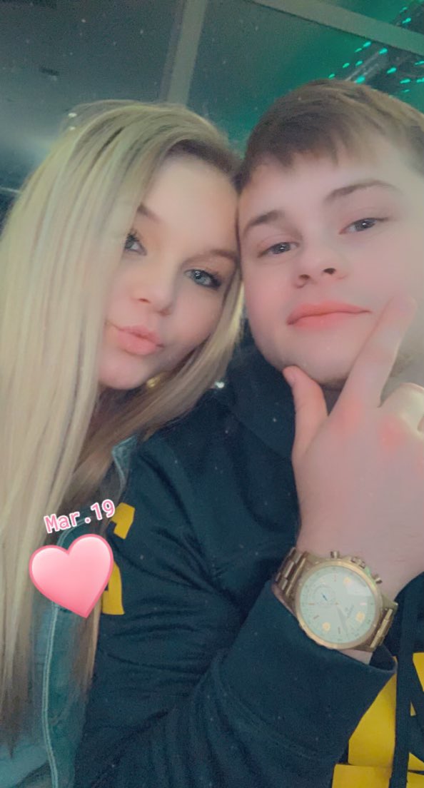 J_Grams23's tweet photo. A BIG Happy 21st Birthday to this Beautiful girl ❤️❤️ I love you so much! Another year down and many more to come with you😘 https://t.co/gq6lEJPw91