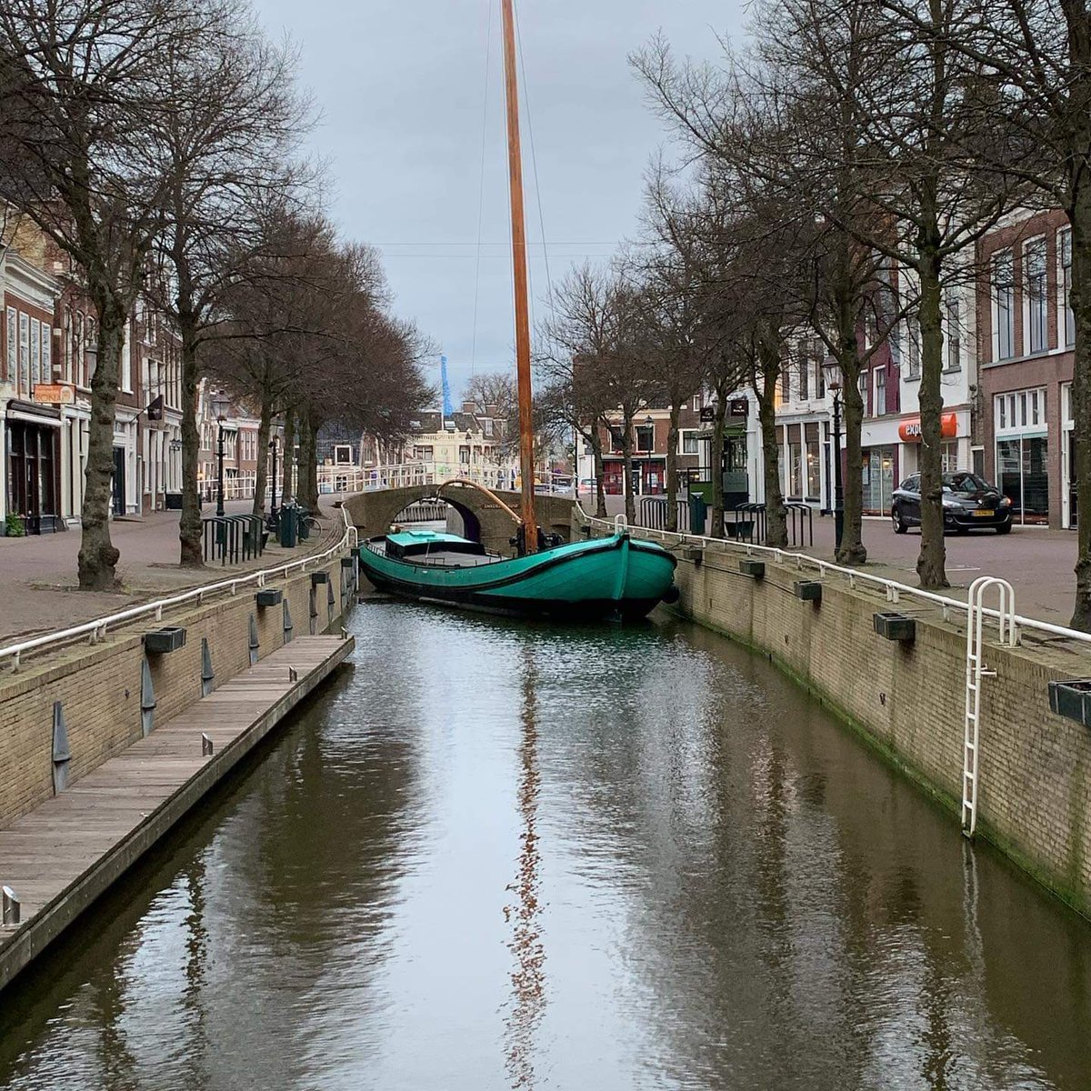 Onlinemirrie's tweet photo. Oh @ever_given @BehindEverGiven @SuezDiggerGuy @Boss_Suezdigguy there is a copy cat in Holland https://t.co/Yue3g1EcjI