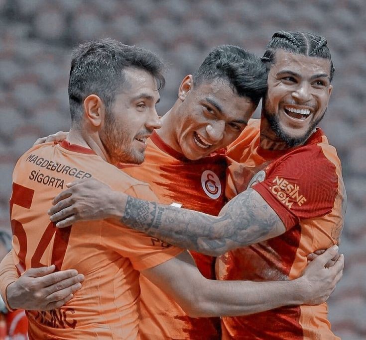 DD1saster's tweet photo. #varodasıizlerken https://t.co/44LKUL9jMe