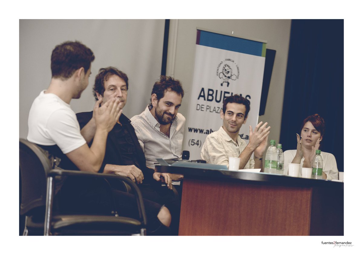paulaschapiro's tweet photo. Hace 3 años nos congregábamos en la #casaporlaidentidad de  @abuelasdifusion para la presentación de #lapostadedan de @jaimgromadzyn
Momento de memoria, de trascendencia y de #amor ❤️🦁 https://t.co/VVRTLhNB1X