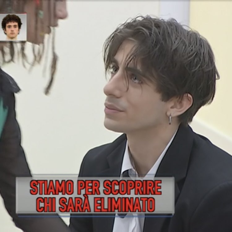 ilmio3go's tweet photo. #Amici20

Ho bisogno che qualcuno mi guardi come Alessandro guarda Enula. E non scherzo. https://t.co/xdGxqFn1kA