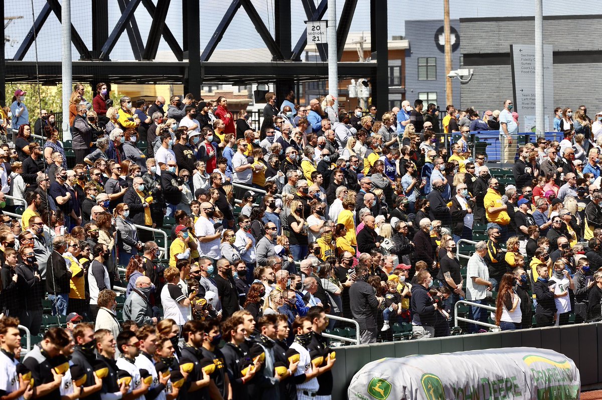 Go Shockers tweet media