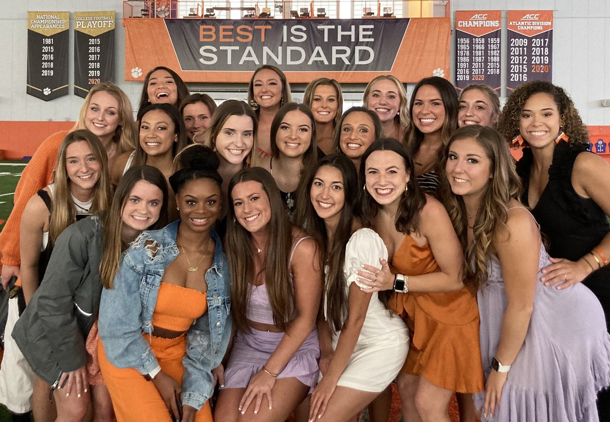 Cheer_Clemson's tweet photo. You’re looking at the 2021 All Girl Division 1 NCA Virtual Champs!🏆🐅 https://t.co/wn22MLm4sw