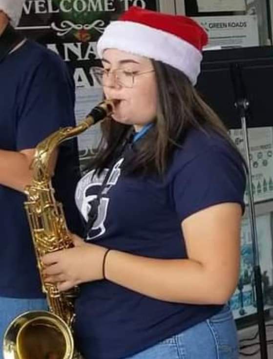 chsbearsband's tweet photo. Our next Senior Spotlight is Ava Passione! Ava was in HS Band for 3 years, as well as MS. She plays clarinet, bass clarinet, alto saxophone &amp; tenor saxophone. She was Woodwind Capt in 2019-20.  For Ava's story, click:
https://t.co/xL3ta3dAIq
@CHS_ADMIN @HernandoSchools @hcsdsuper https://t.co/HM9c4931ic