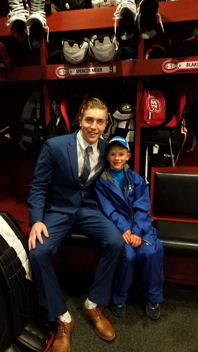 It's easy to cheer for good guys, this team is full of them starting at the top. Let win the last one! #GOHUSKIESWOOOOO