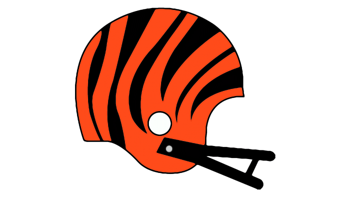 O logo, como era a representação do capacete da equipe, também foi atualizado, para demonstrar a nova identidade visual do time, sofrendo uma pequena mudança na representação da facemask em 1990 para representar um capacete mais moderno