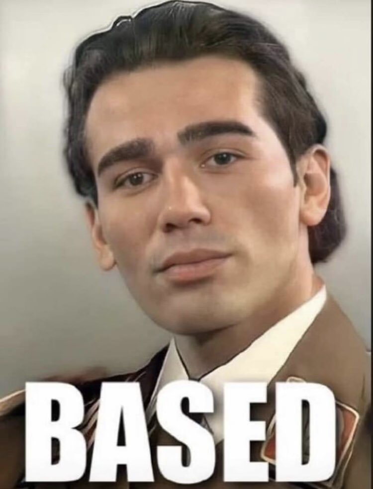 TrumpCrusader9's tweet photo. Don’t worry he will be back:) #Gypsycrusader #hewillbeback #freegypsycrusader #freepaulmiller #Gypsycrusaderwillbeback #time https://t.co/jGeofaPXG4