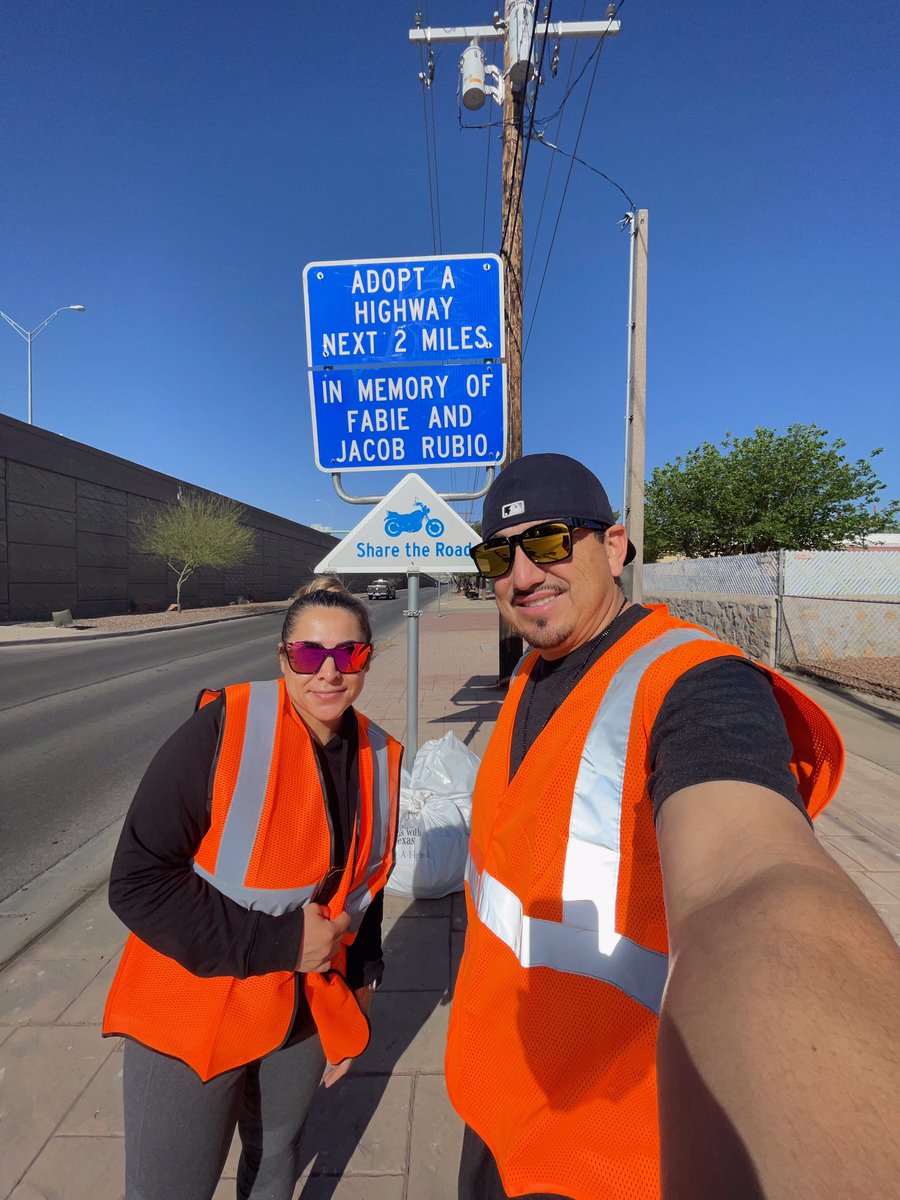 txdotelp's tweet photo. Thank you to ALL volunteers that participated in the @TxDOT @DMWT_Program Trash-Off today! ๐ฃ๐ฏ
We appreciate you! ๐๐ผ
#KeepitcleanTX #BeautifyTX #DontmesswithTexas https://t.co/VTI4HuG16S