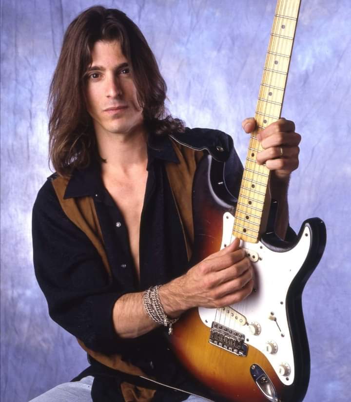 Happy 58th Birthday to the great Warren DeMartini!! (April 10, 1963)  