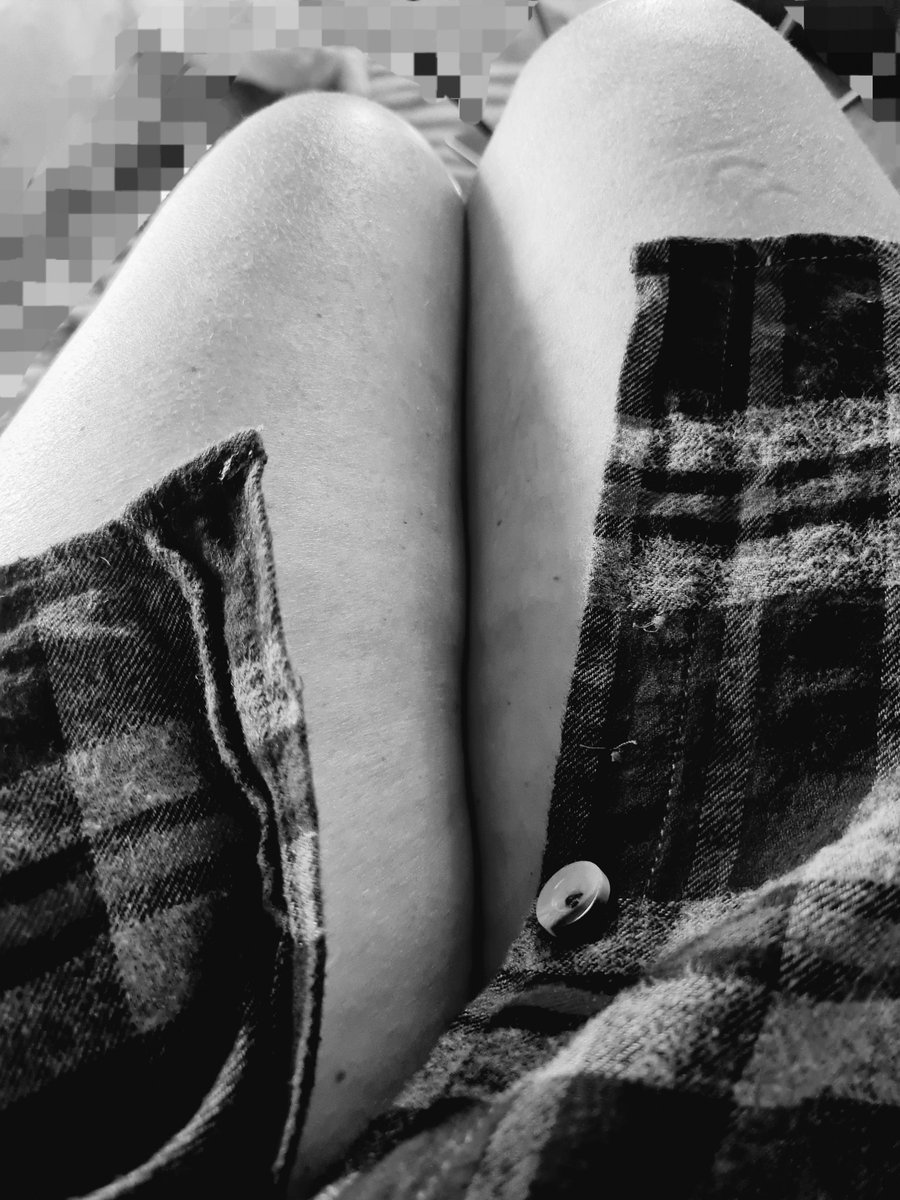 TotallyNormal6's tweet image. Lazy rainy Sunday afternoon #WA #netflixandchill